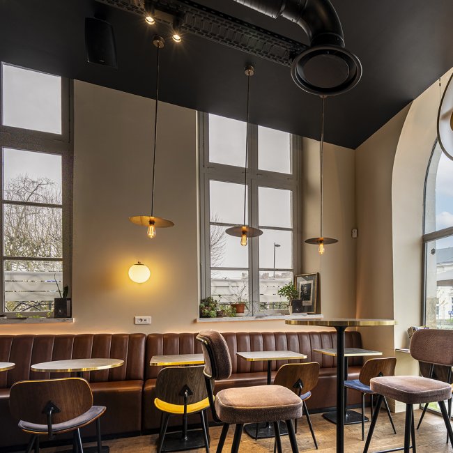 Lili Big Café
